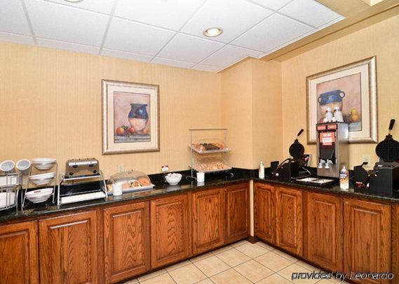 Comfort Suites Nacogdoches Restoran gambar